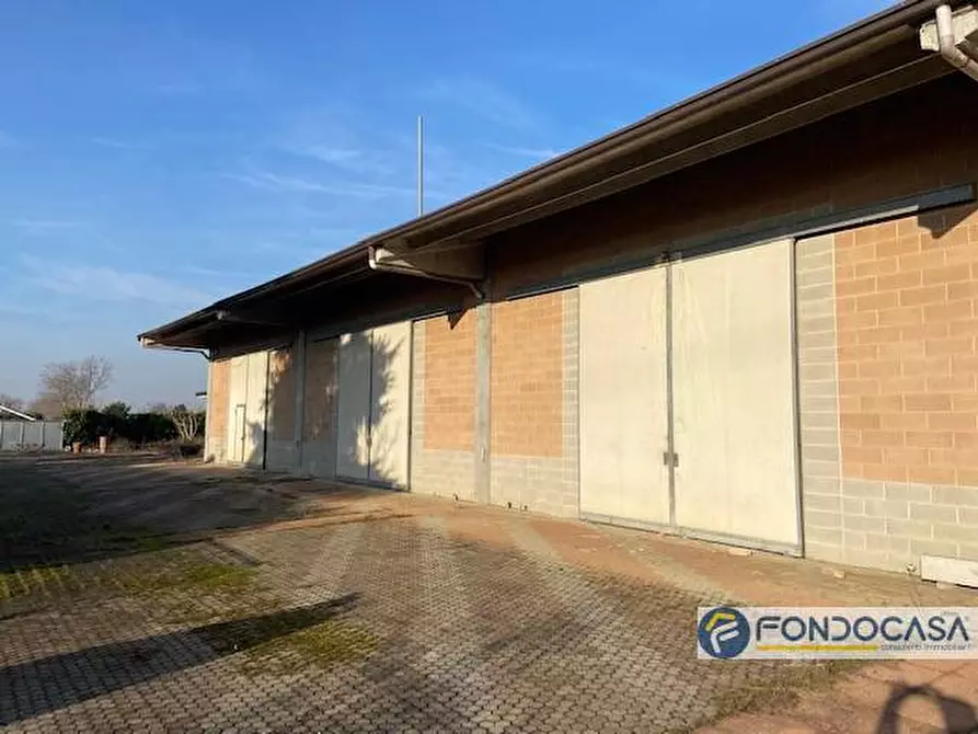 Immagine 6 di Capannone industriale in vendita  in Via Pasturana a Treviglio