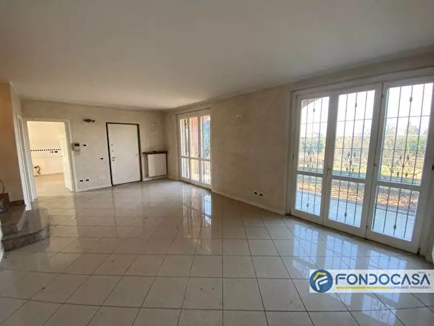 Immagine 20 di Villa in vendita  in Via Pasturana a Treviglio