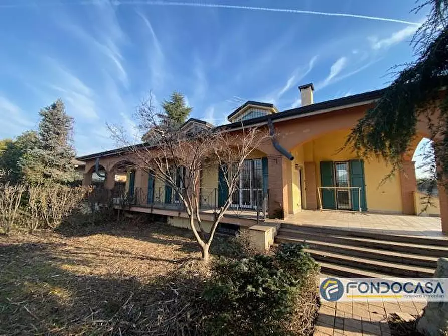 Immagine 3 di Villa in vendita  in Via Pasturana a Treviglio