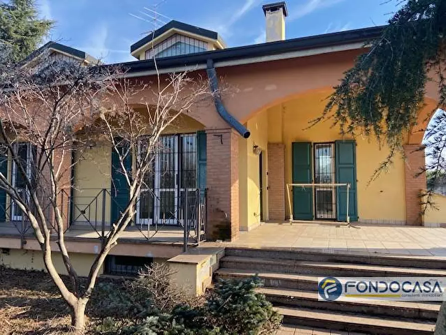 Immagine 6 di Villa in vendita  in Via Pasturana a Treviglio