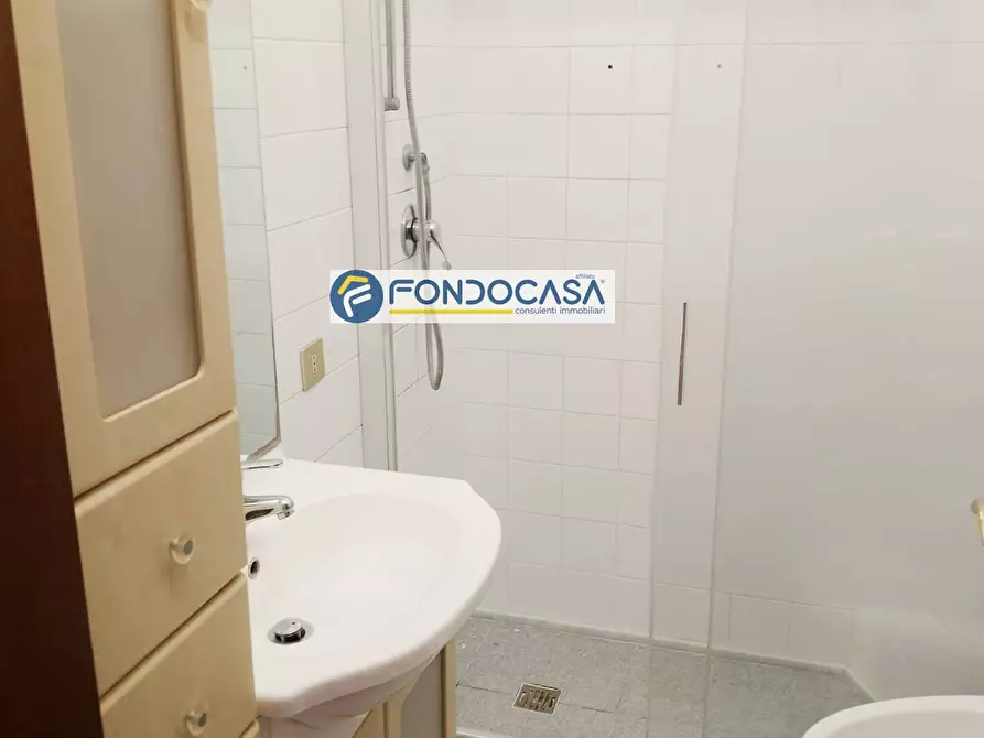 Immagine 14 di Appartamento in vendita  in Via campania a Lecce