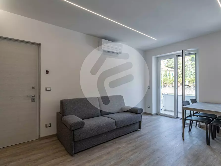 Immagine 9 di Appartamento in vendita  in viale hanbury a Alassio