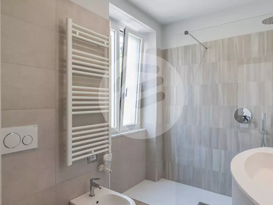 Immagine 22 di Appartamento in vendita  in viale hanbury a Alassio