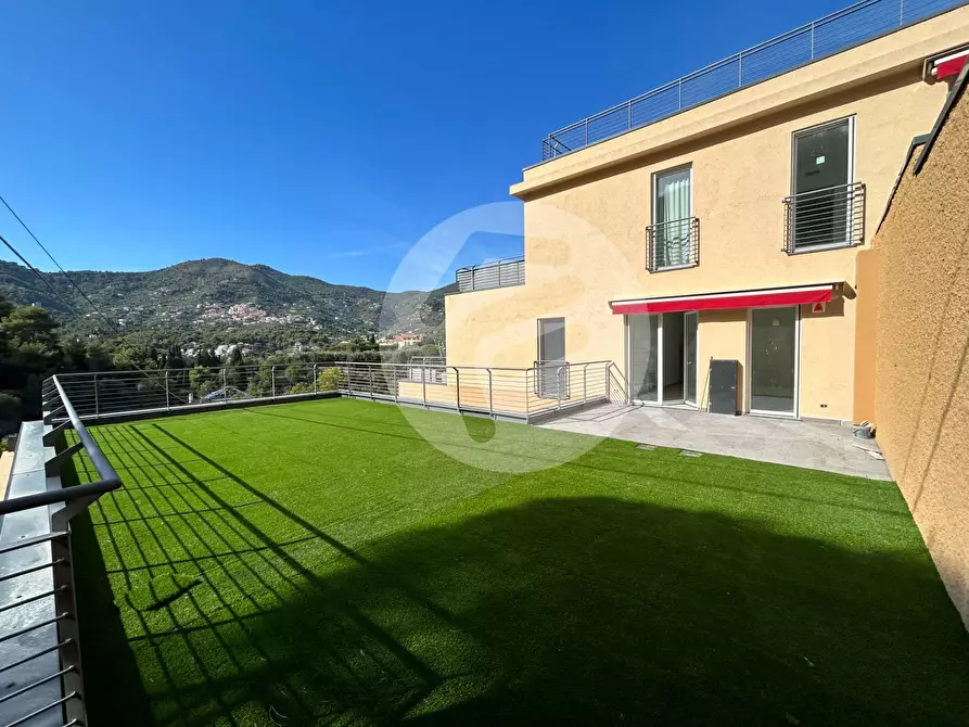 Immagine 14 di Appartamento in vendita  in via vincenzo nam a Alassio