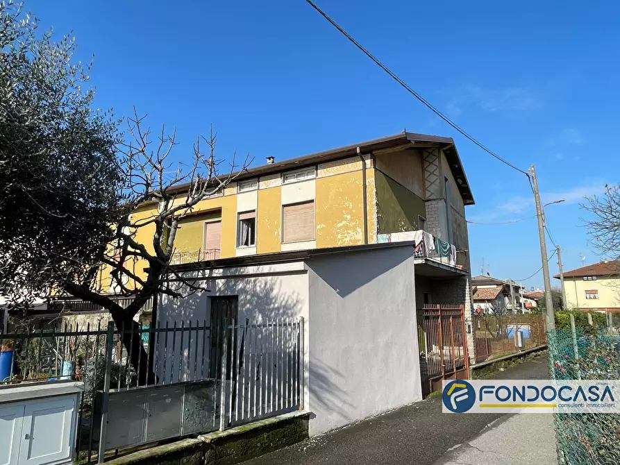 Immagine 1 di Appartamento in vendita  in via Vittorio veneto a Palosco
