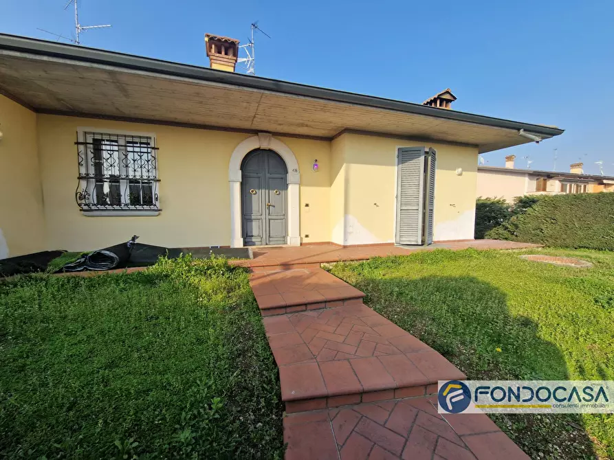 Immagine 24 di Villa in vendita  in Via Ghidoni a Travagliato