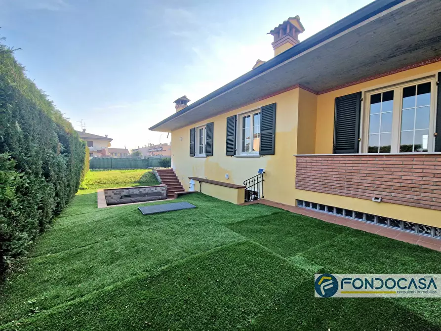 Immagine 28 di Villa in vendita  in Via Ghidoni a Travagliato