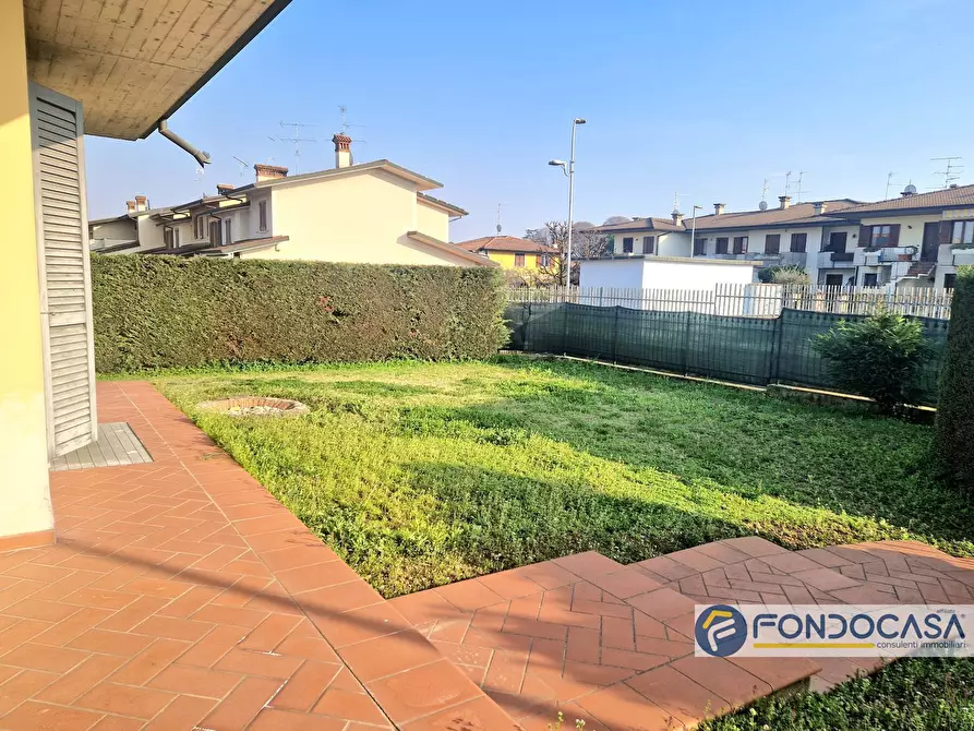 Immagine 25 di Villa in vendita  in Via Ghidoni a Travagliato