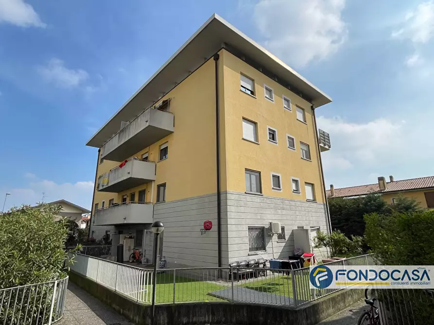 Immagine 6 di Appartamento in vendita  in via nicolai a Grumello Del Monte