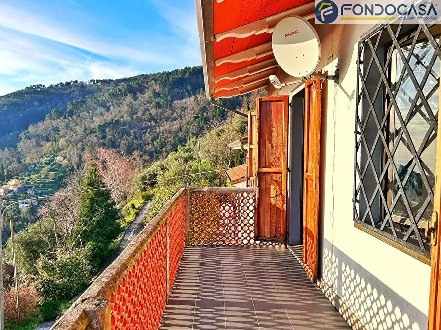 Immagine 4 di Appartamento in vendita  in via della Resistenza a Montignoso