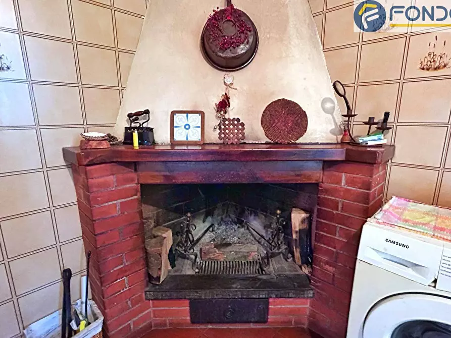 Immagine 9 di Appartamento in vendita  in via della Resistenza a Montignoso