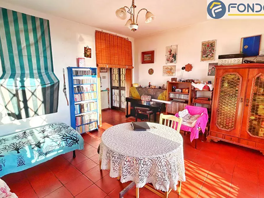 Immagine 5 di Appartamento in vendita  in via della Resistenza a Montignoso