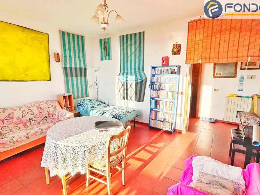 Immagine 6 di Appartamento in vendita  in via della Resistenza a Montignoso