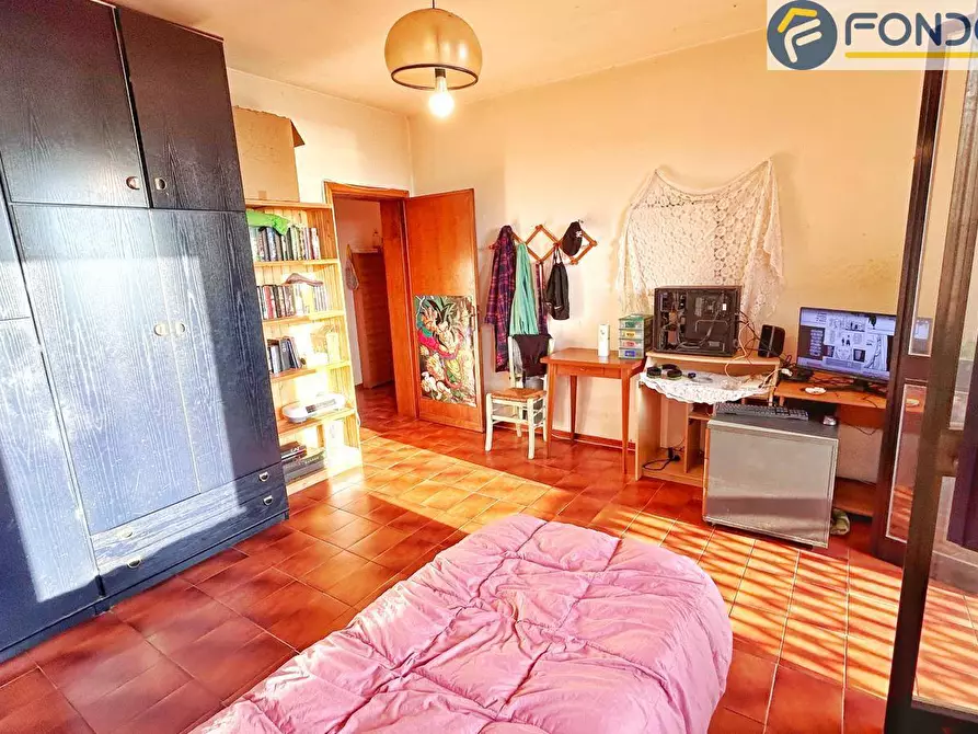 Immagine 15 di Appartamento in vendita  in via della Resistenza a Montignoso