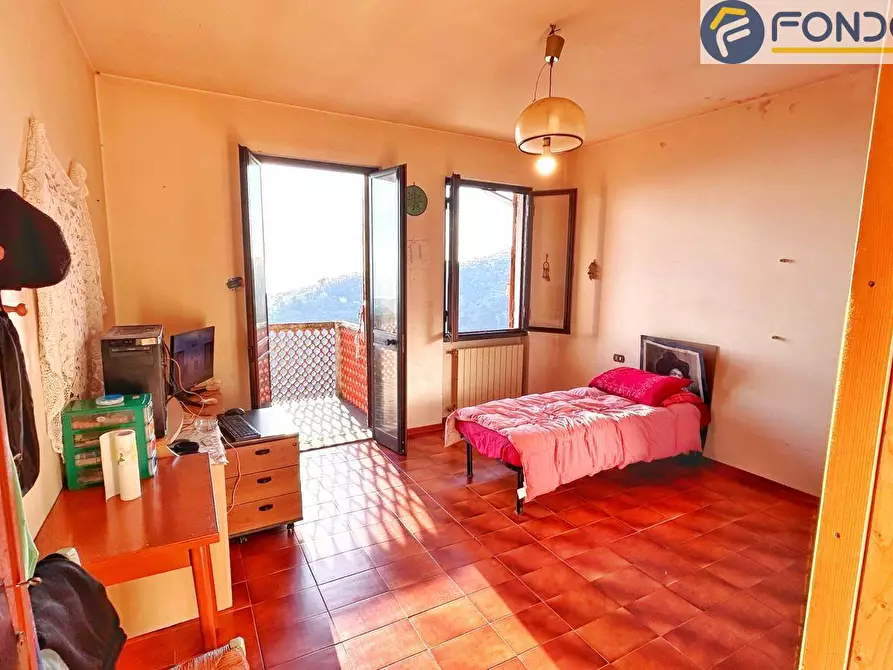 Immagine 13 di Appartamento in vendita  in via della Resistenza a Montignoso