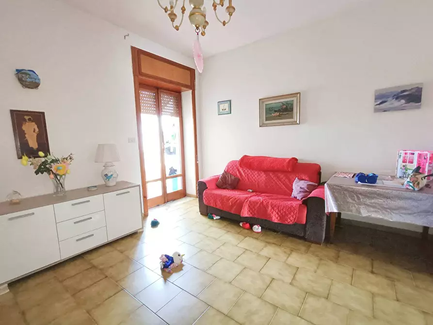 Immagine 1 di Appartamento in vendita  a Casoria