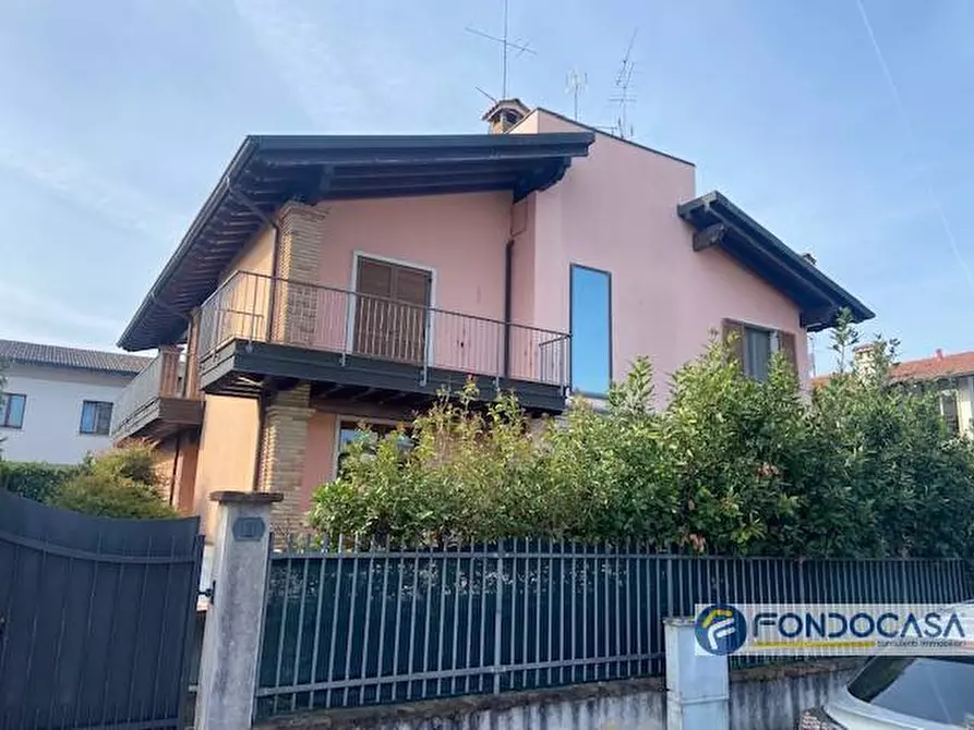 Immagine 1 di Casa bifamiliare in vendita  in via Colli storici a Desenzano Del Garda