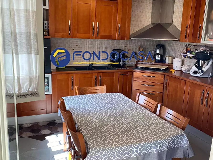 Immagine 4 di Appartamento in vendita  in via san vito a Giugliano In Campania