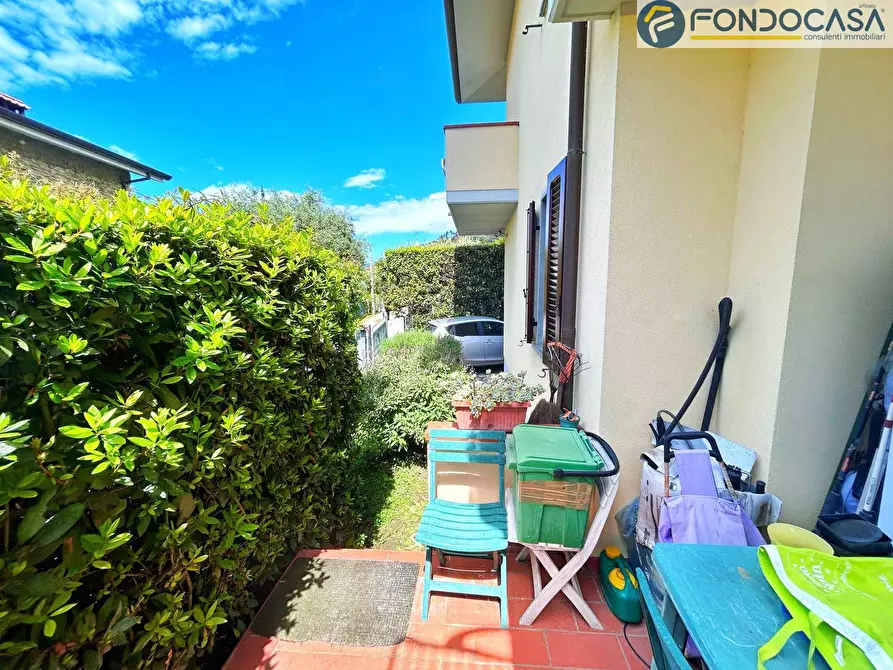 Immagine 9 di Casa bifamiliare in vendita  in Via tavernelle a Montignoso