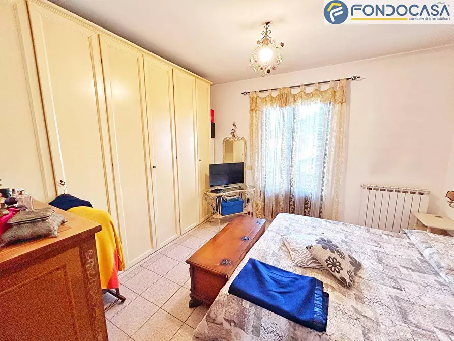 Immagine 11 di Casa bifamiliare in vendita  in Via tavernelle a Montignoso