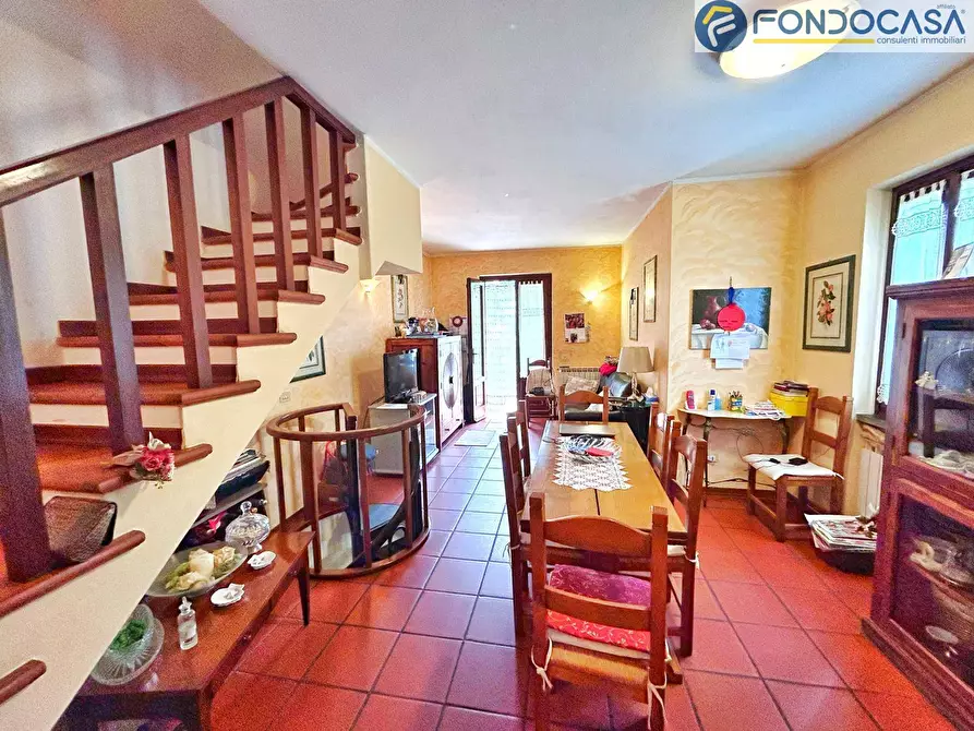 Immagine 5 di Casa bifamiliare in vendita  in Via tavernelle a Montignoso