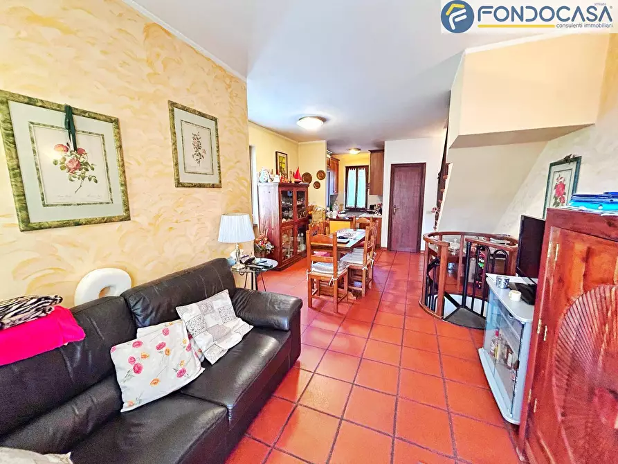 Immagine 4 di Casa bifamiliare in vendita  in Via tavernelle a Montignoso