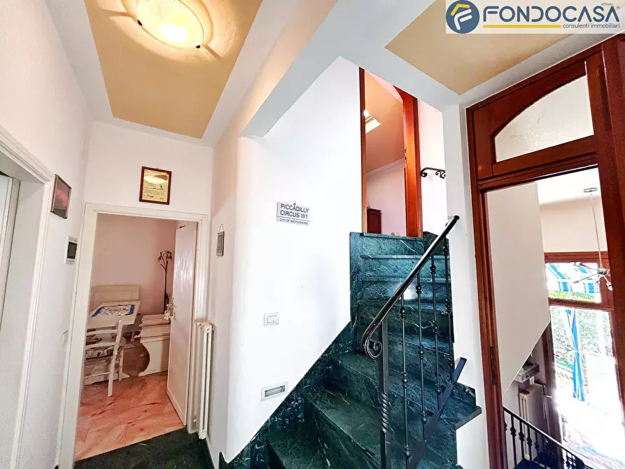 Immagine 22 di Villa in vendita  in Franchetti a Pietrasanta