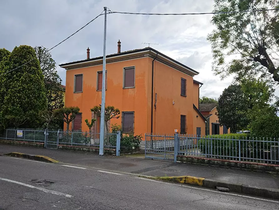 Immagine 1 di Casa indipendente in vendita  in Via Grattacoppa a Ravenna