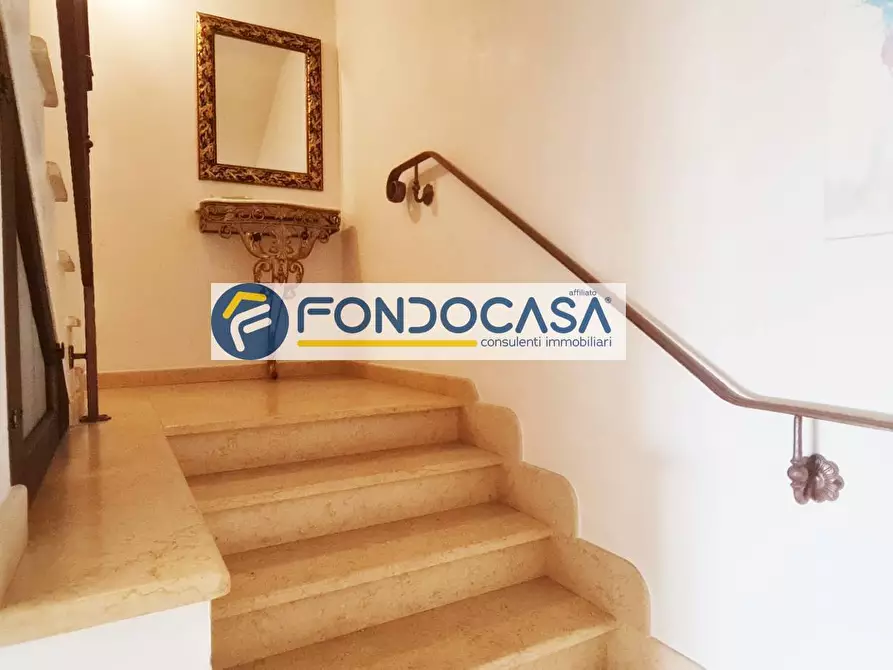 Immagine 4 di Casa semindipendente in vendita  in via marchese di bugnano a San Vito Dei Normanni