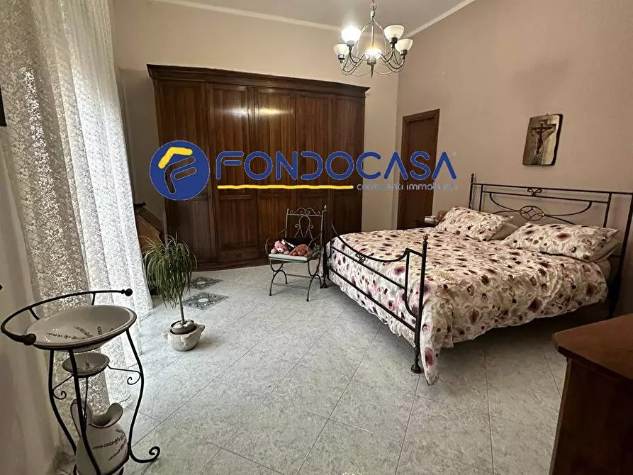 Immagine 8 di Casa semindipendente in vendita  in via camposcino a Giugliano In Campania