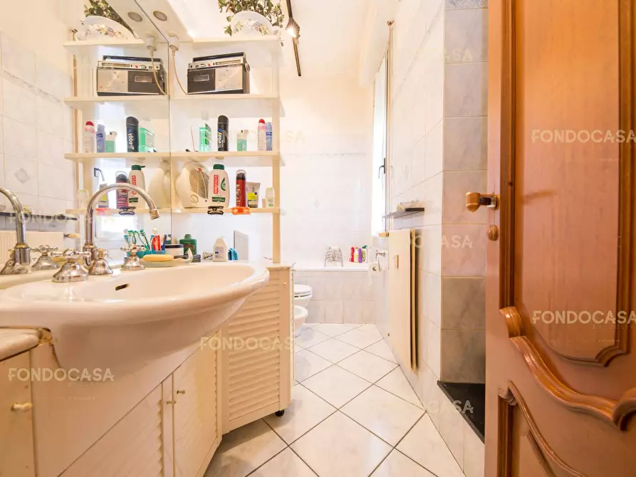 Immagine 20 di Appartamento in vendita  in Via Marina Di Robilant a Genova