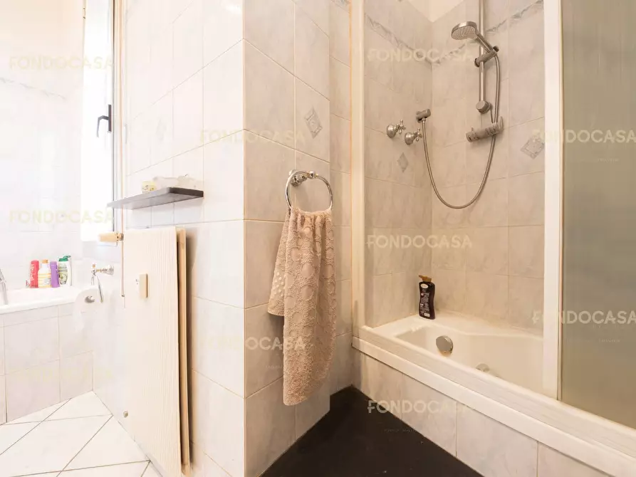 Immagine 21 di Appartamento in vendita  in Via Marina Di Robilant a Genova