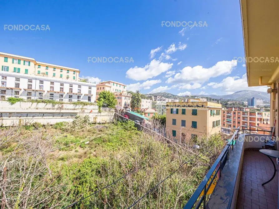 Immagine 26 di Appartamento in vendita  in Via Marina Di Robilant a Genova