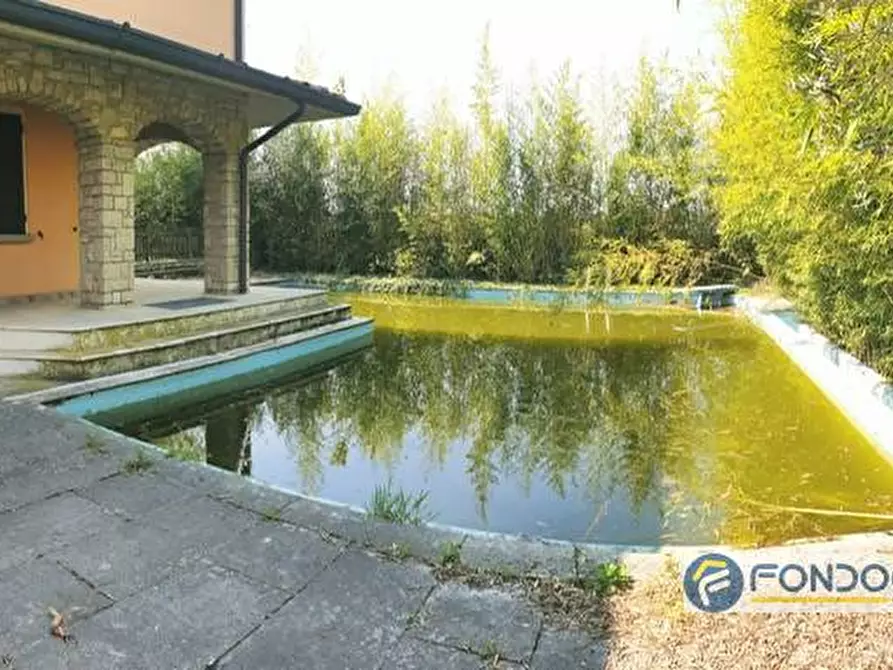 Immagine 6 di Villa in vendita  in via Castello a Passirano