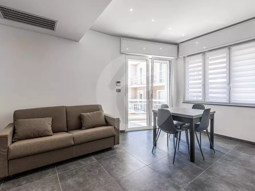 Immagine 1 di Appartamento in vendita  a Alassio