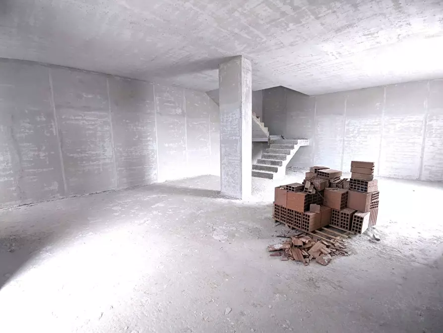 Immagine 13 di Villa in vendita  a Brusciano