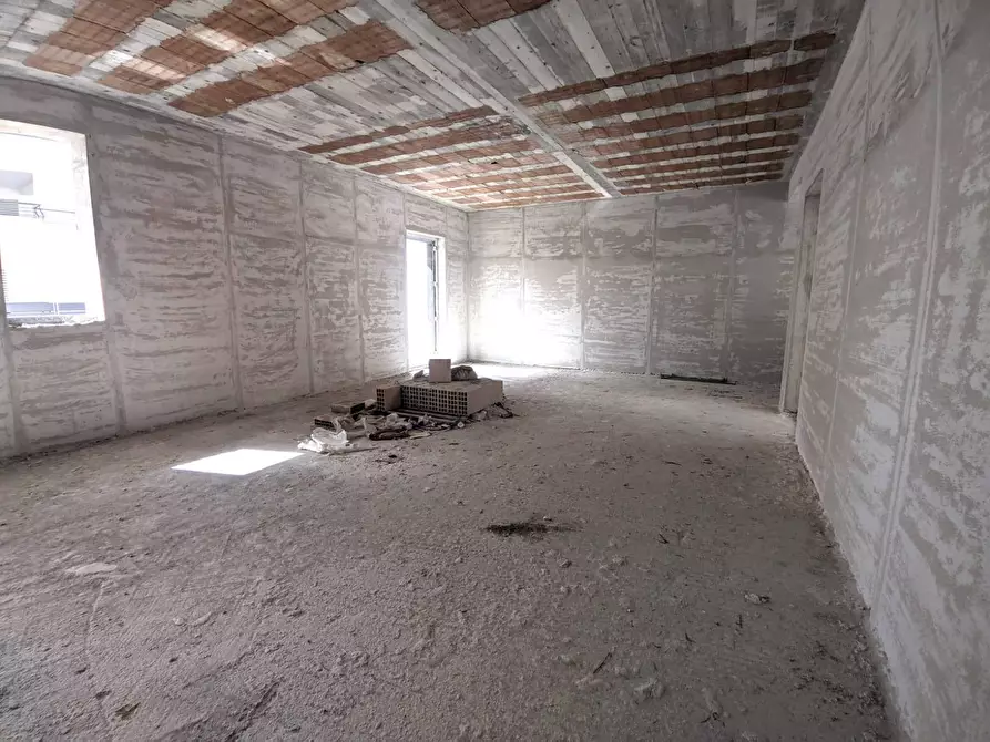 Immagine 17 di Villa in vendita  a Brusciano