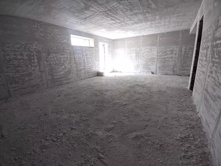 Immagine 23 di Villa in vendita  a Brusciano