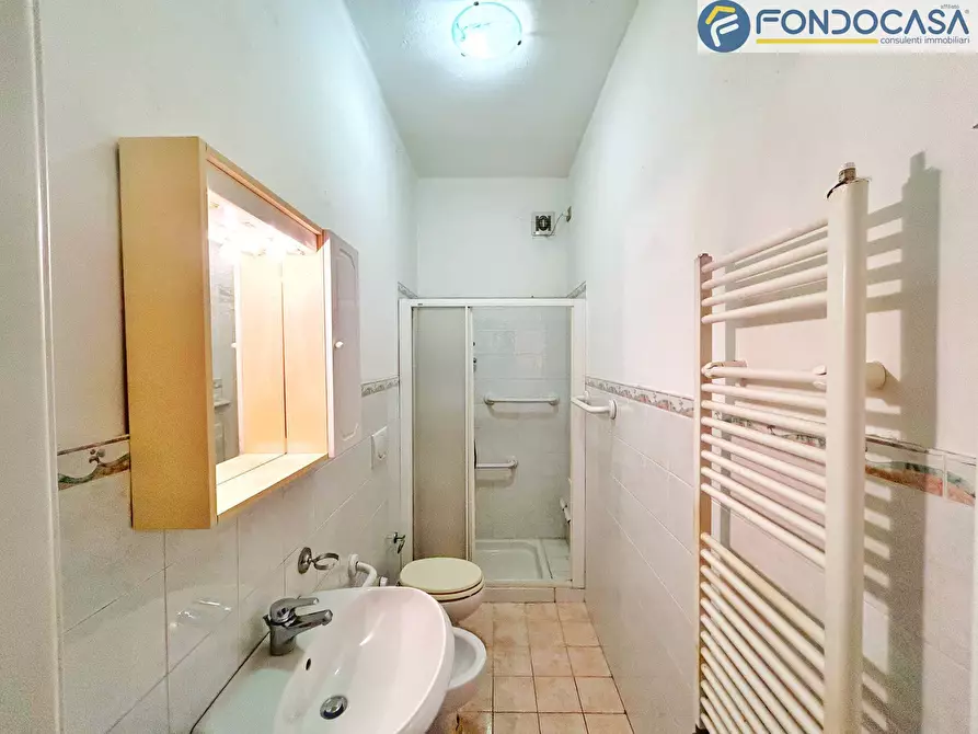 Immagine 17 di Villa in vendita  in via risciolo a Pietrasanta