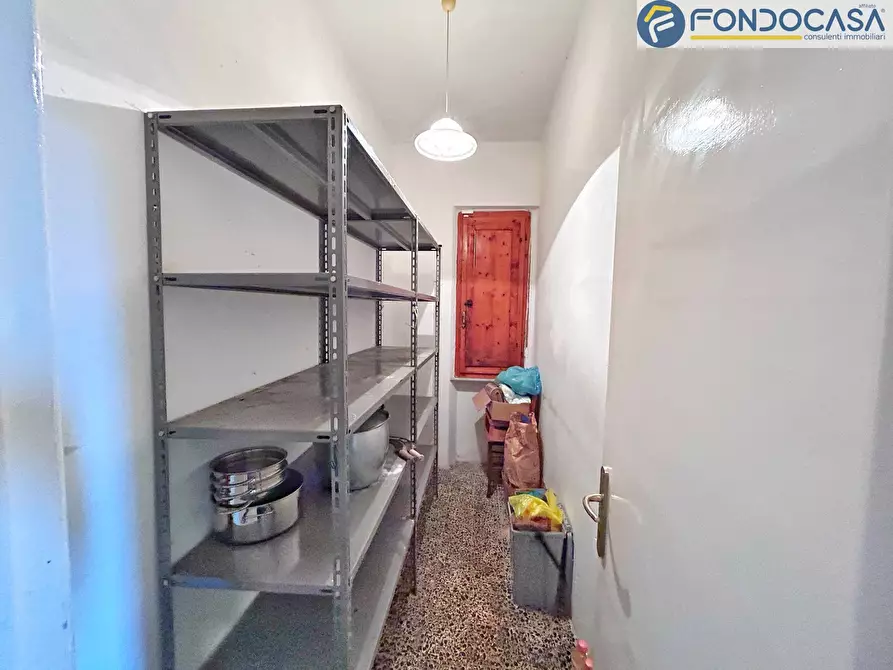 Immagine 24 di Villa in vendita  in via risciolo a Pietrasanta