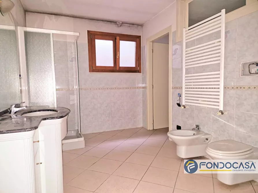 Immagine 26 di Casa bifamiliare in vendita  in via Colli storici a Desenzano Del Garda