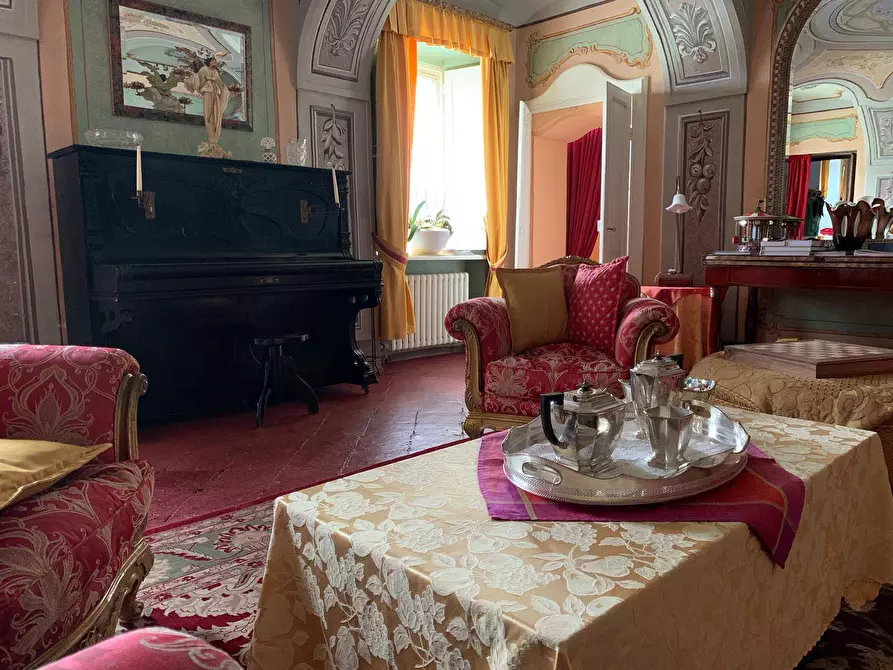 Immagine 4 di Azienda agricola in vendita  in località mombarone a Asti