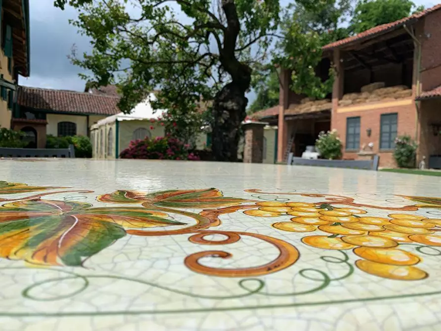 Immagine 5 di Azienda agricola in vendita  in località mombarone a Asti
