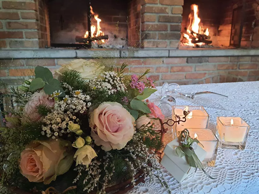 Immagine 24 di Azienda agricola in vendita  in località mombarone a Asti