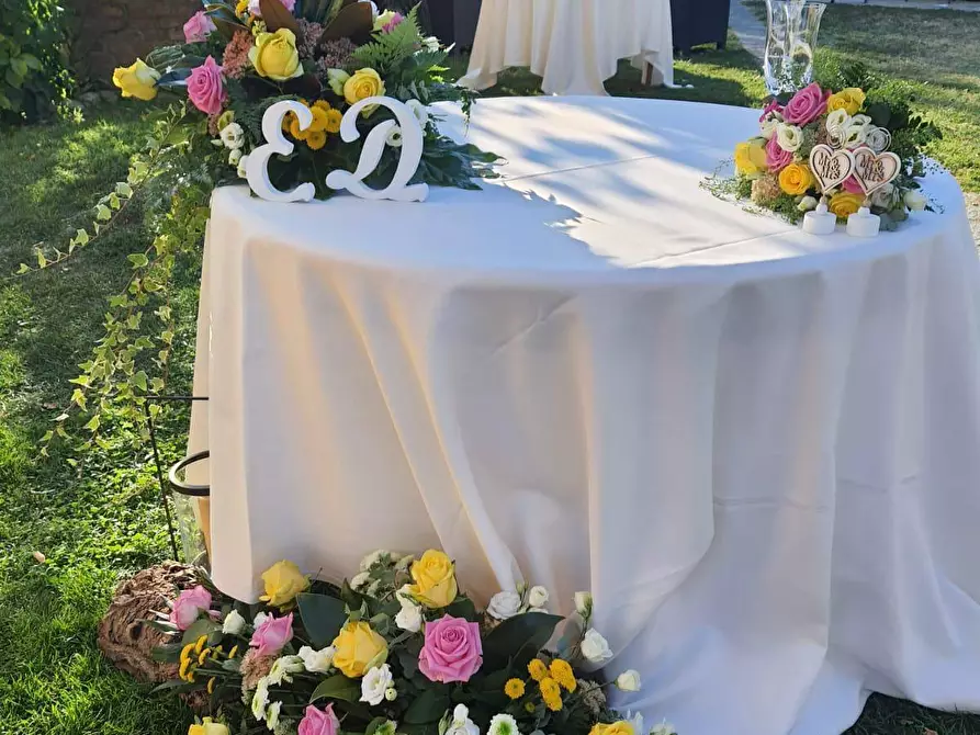 Immagine 28 di Azienda agricola in vendita  in località mombarone a Asti