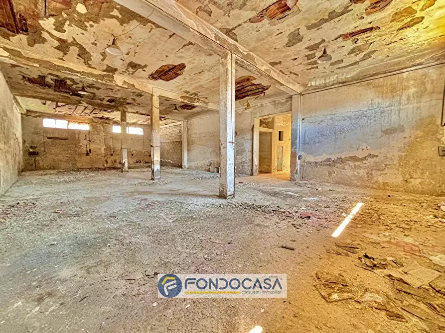 Immagine 8 di Capannone industriale in vendita  in Via Finlandia a Sant'antimo