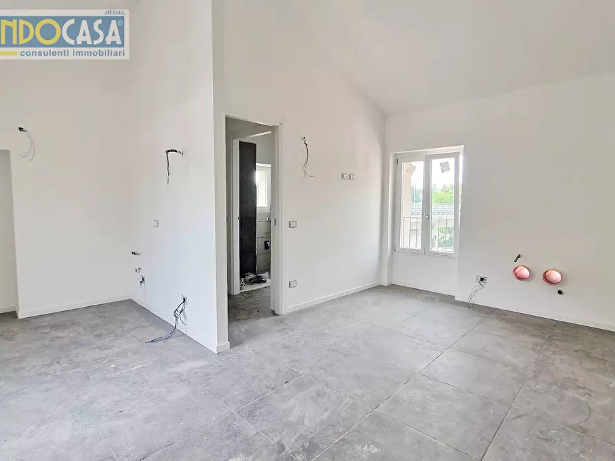 Immagine 8 di Appartamento in vendita  in via donatori del sangue a Como