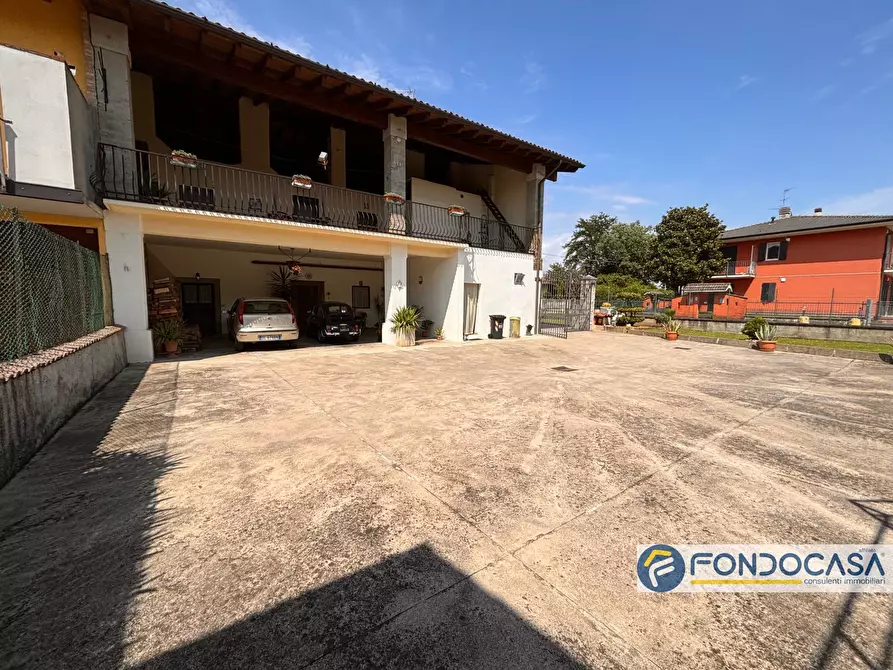 Immagine 3 di Rustico / casale in vendita  a Pontoglio