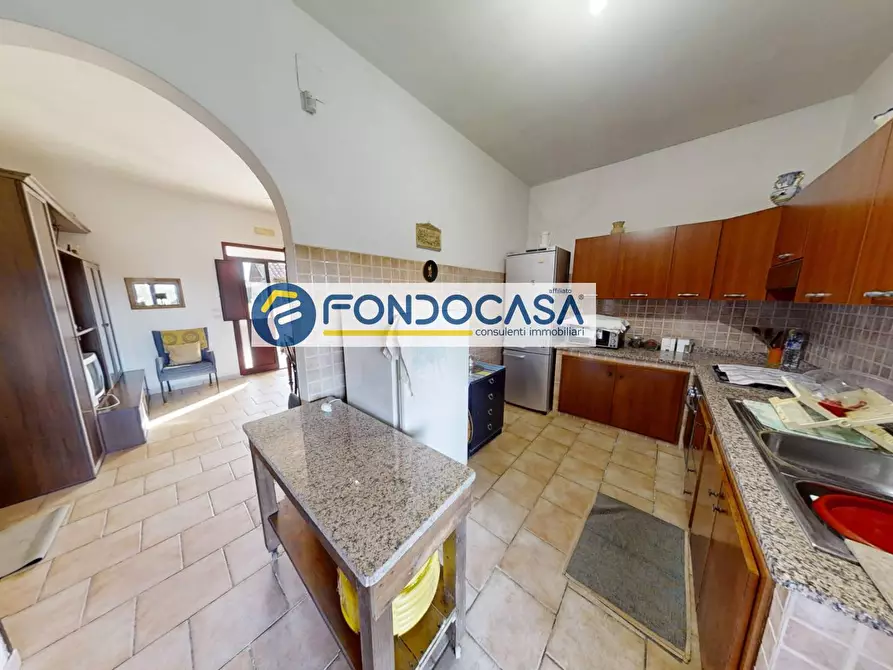 Immagine 9 di Villa in vendita  in Contrada Zambardo a San Vito Dei Normanni