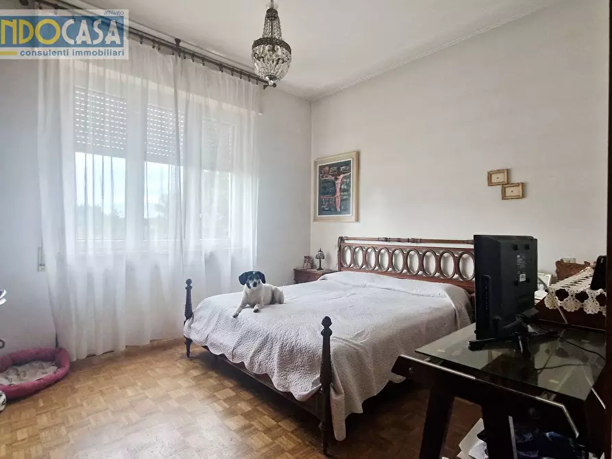 Immagine 6 di Appartamento in vendita  in VIA MUGGIO a Como